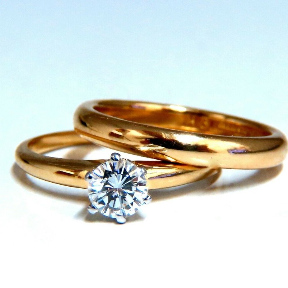 GIA Certified .47ct E.vs2 natural round diamond ring & wedding band 18kt*